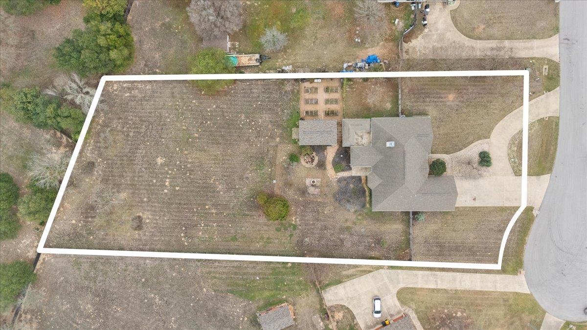 106 Spring Mdw, Bastrop, TX 78602