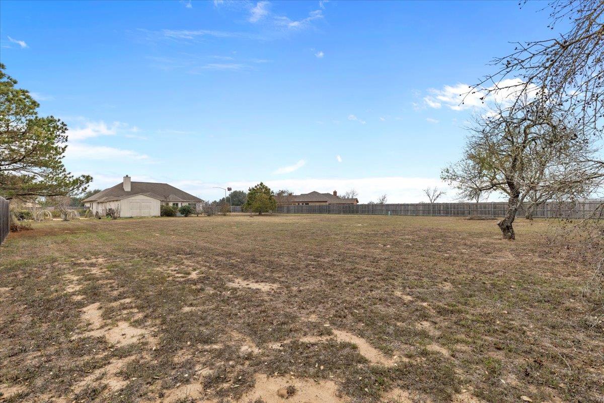 106 Spring Mdw, Bastrop, TX 78602