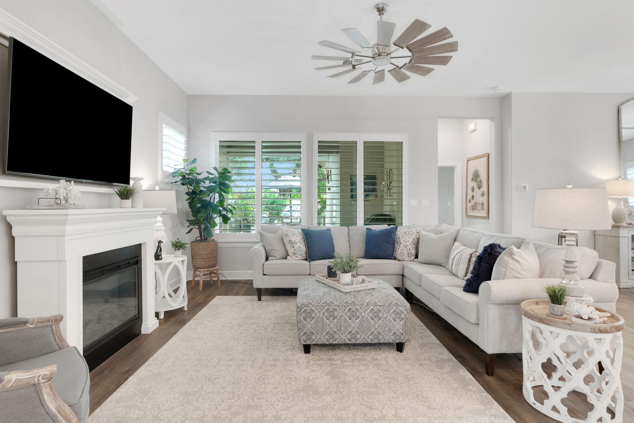 121 Monterey Oak Trl, Georgetown, TX 78628