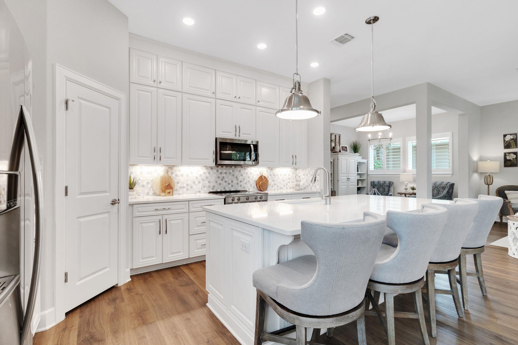 121 Monterey Oak Trl, Georgetown, TX 78628