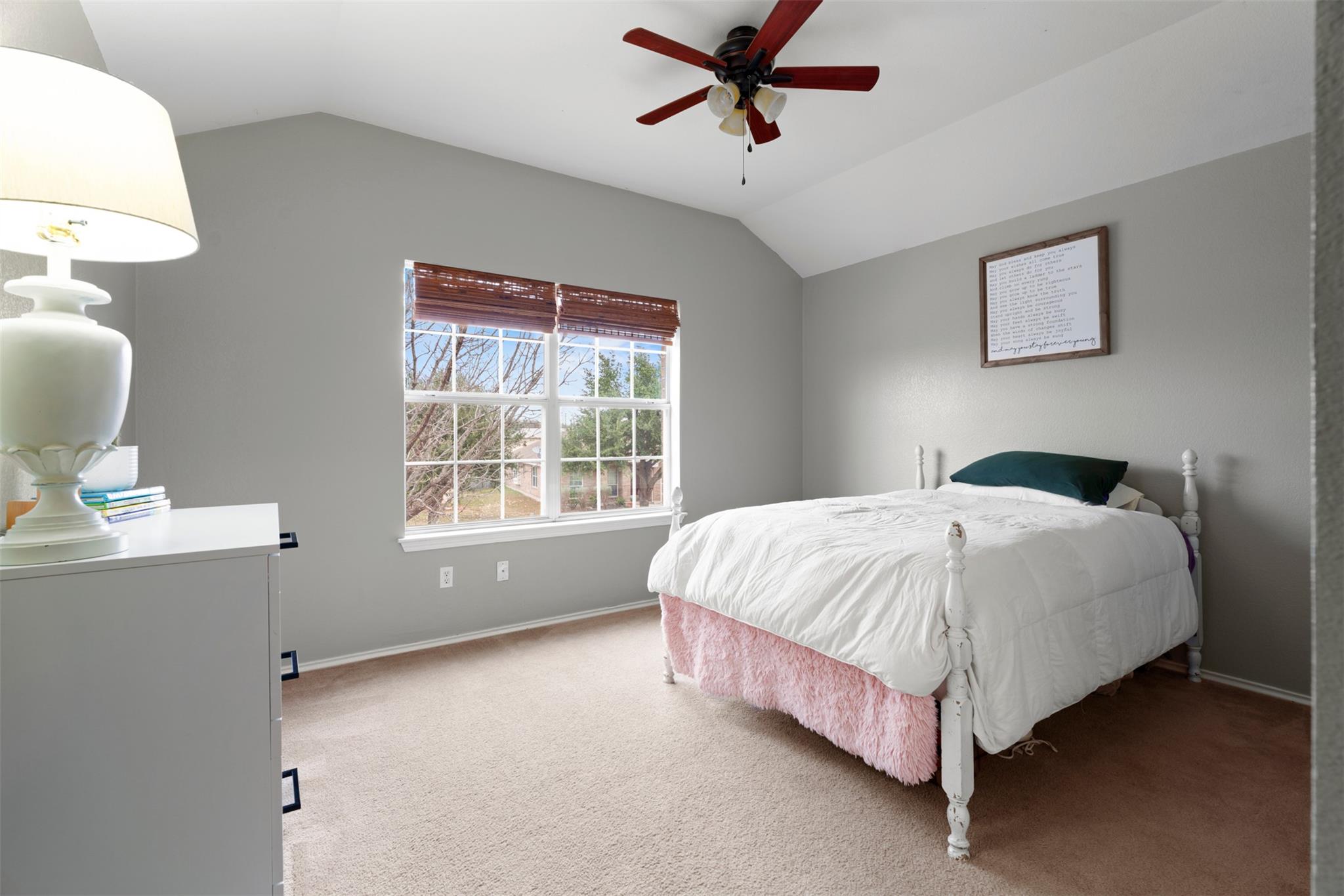 315 Swenson Dr, Hutto, TX 78634