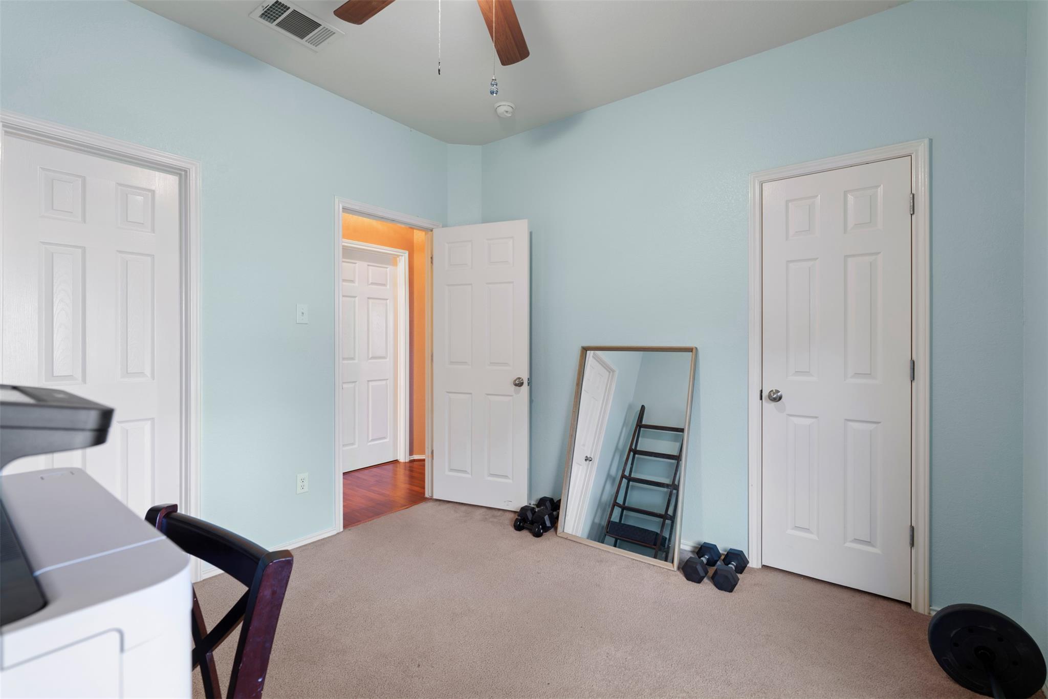 315 Swenson Dr, Hutto, TX 78634