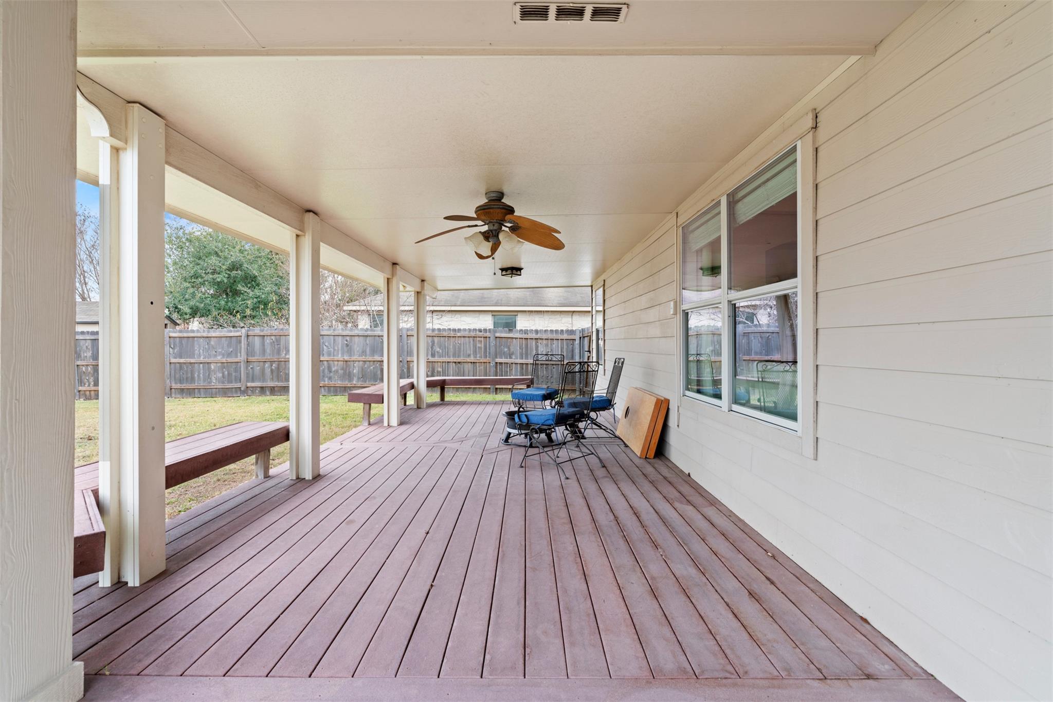 315 Swenson Dr, Hutto, TX 78634