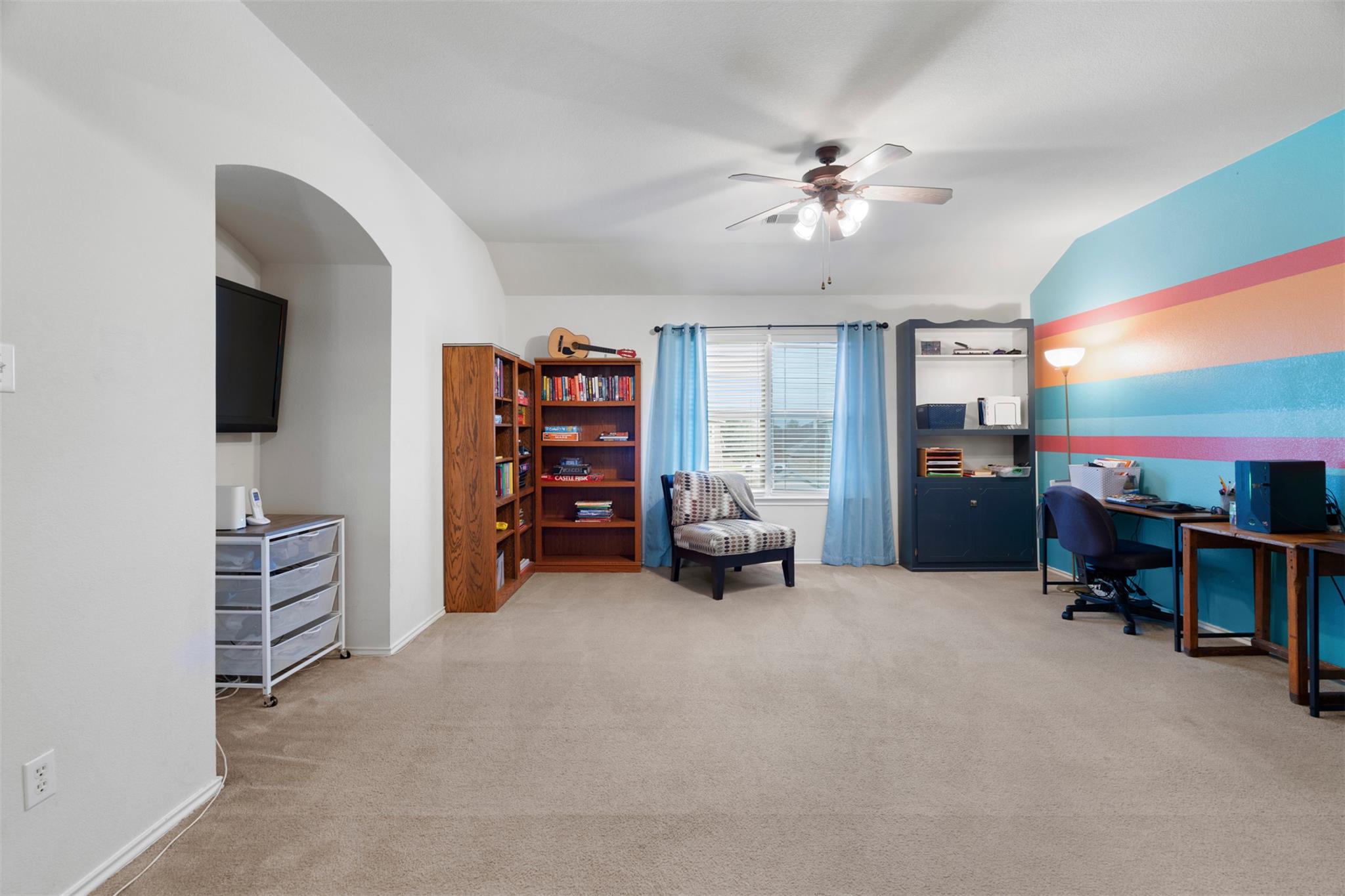 315 Swenson Dr, Hutto, TX 78634