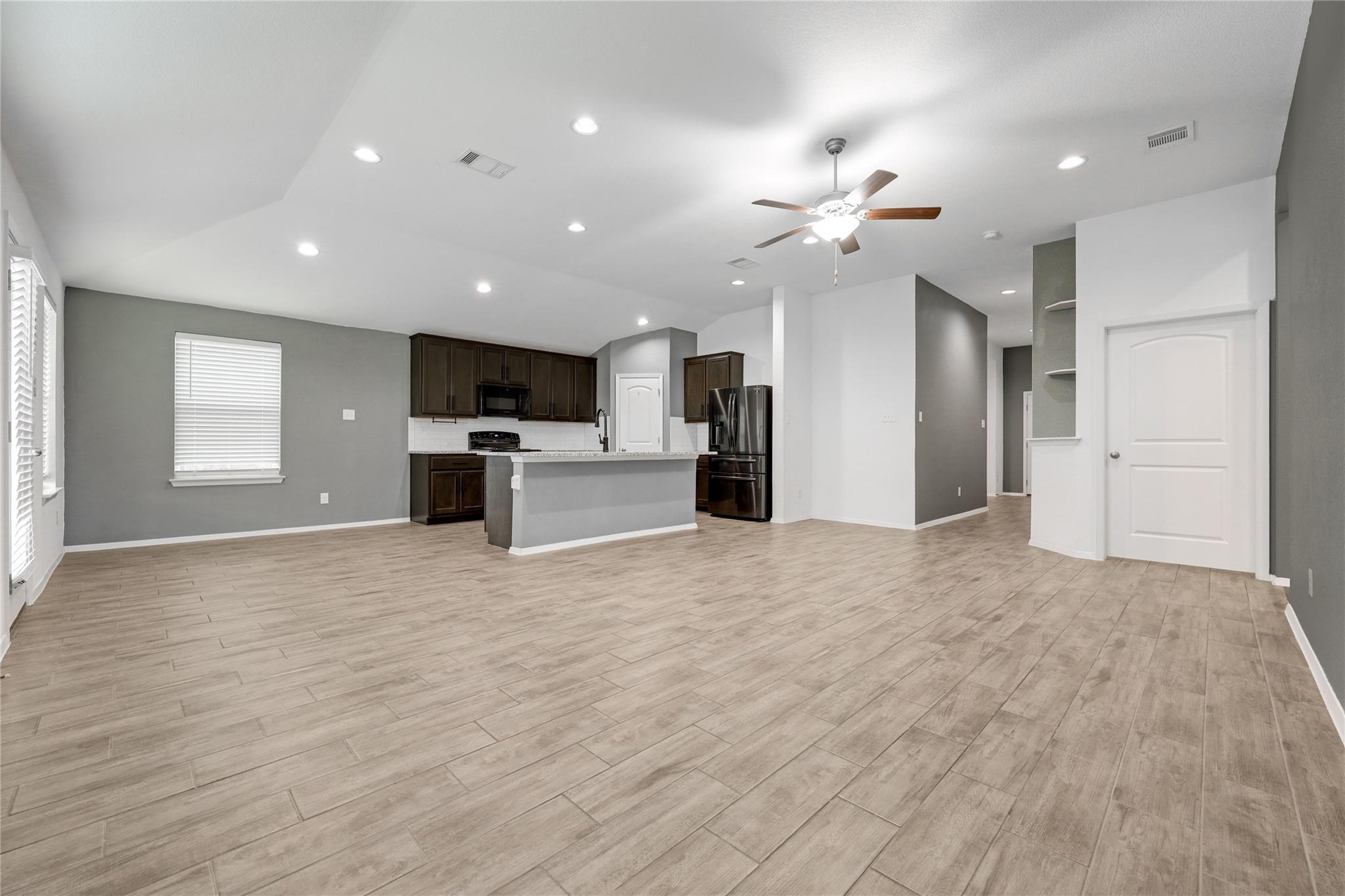 20506 National Dr, Lago Vista, TX 78645