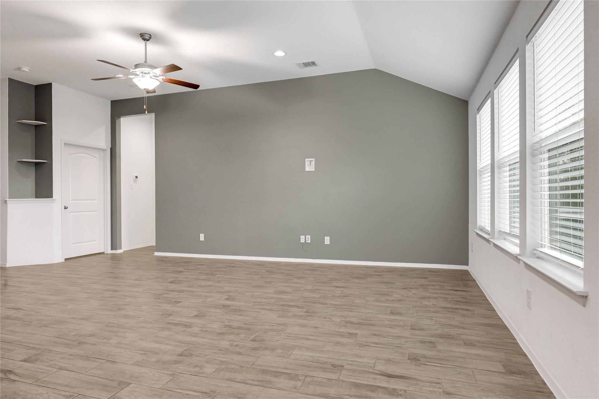 20506 National Dr, Lago Vista, TX 78645