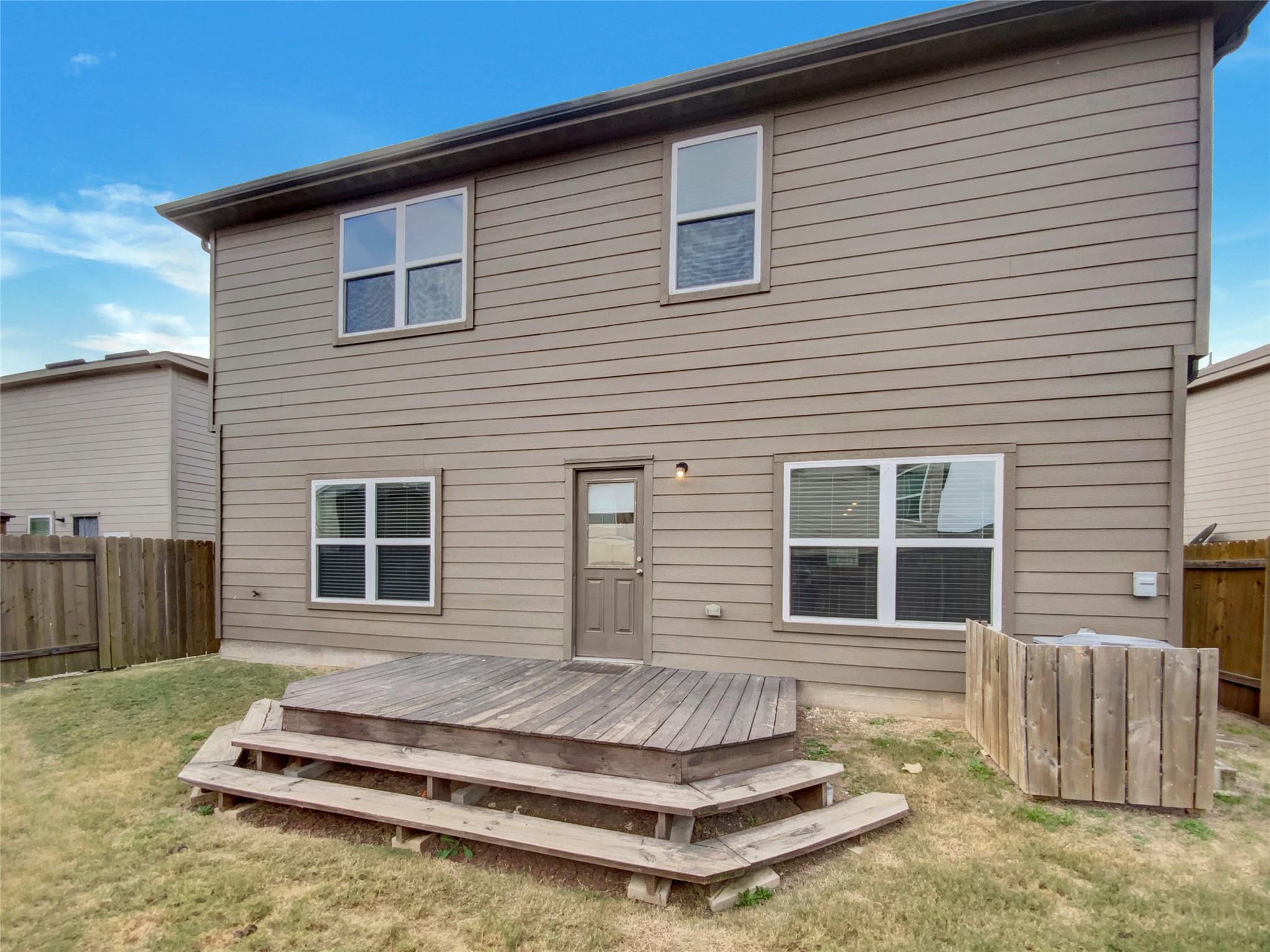 138 Niven Path # 26E, Jarrell, TX 76537