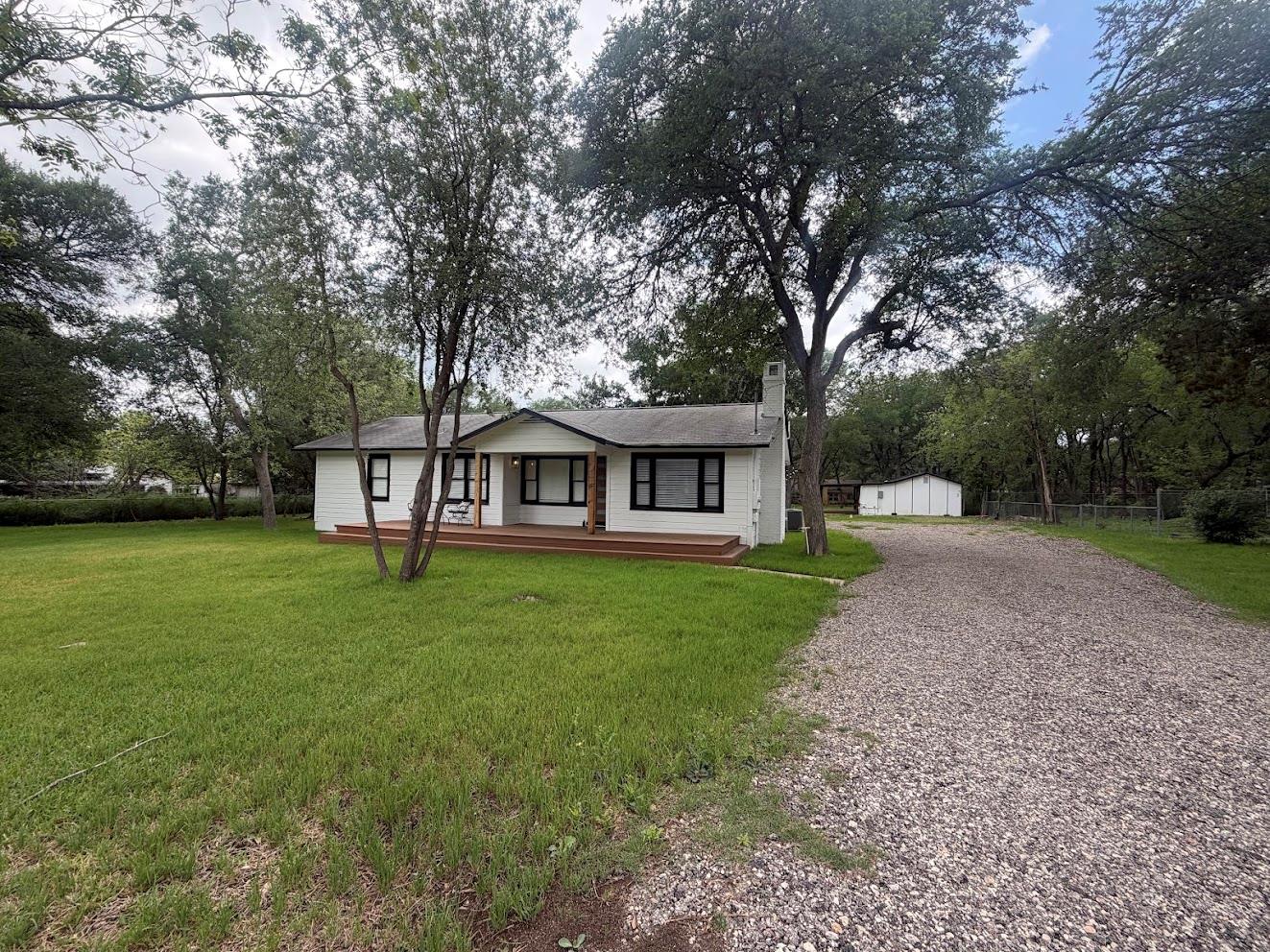 8904 Chisholm Ln, Austin, TX 78748