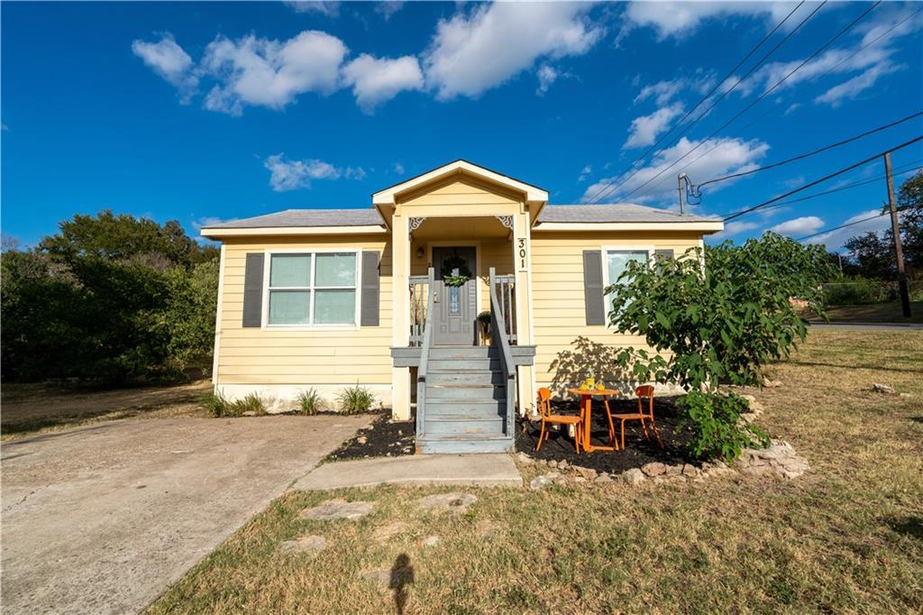 301 N Lewis St, Round Rock, TX 78664