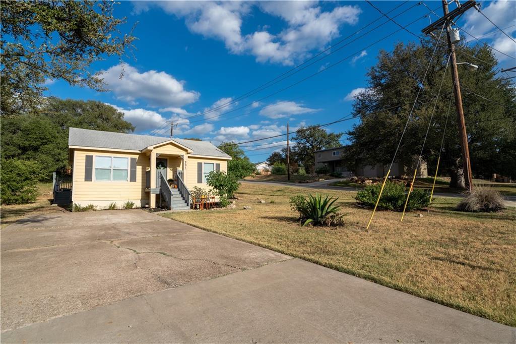 301 N Lewis St, Round Rock, TX 78664