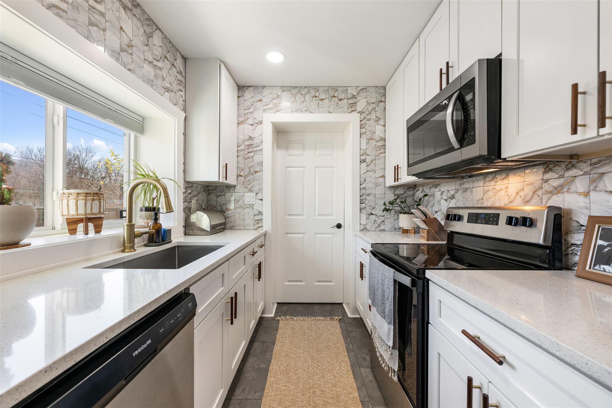 1616 Webberville Rd # A, Austin, TX 78721