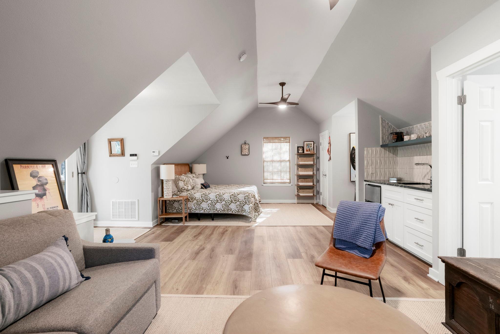 111 Hidden Crk, Wimberley, TX 78676