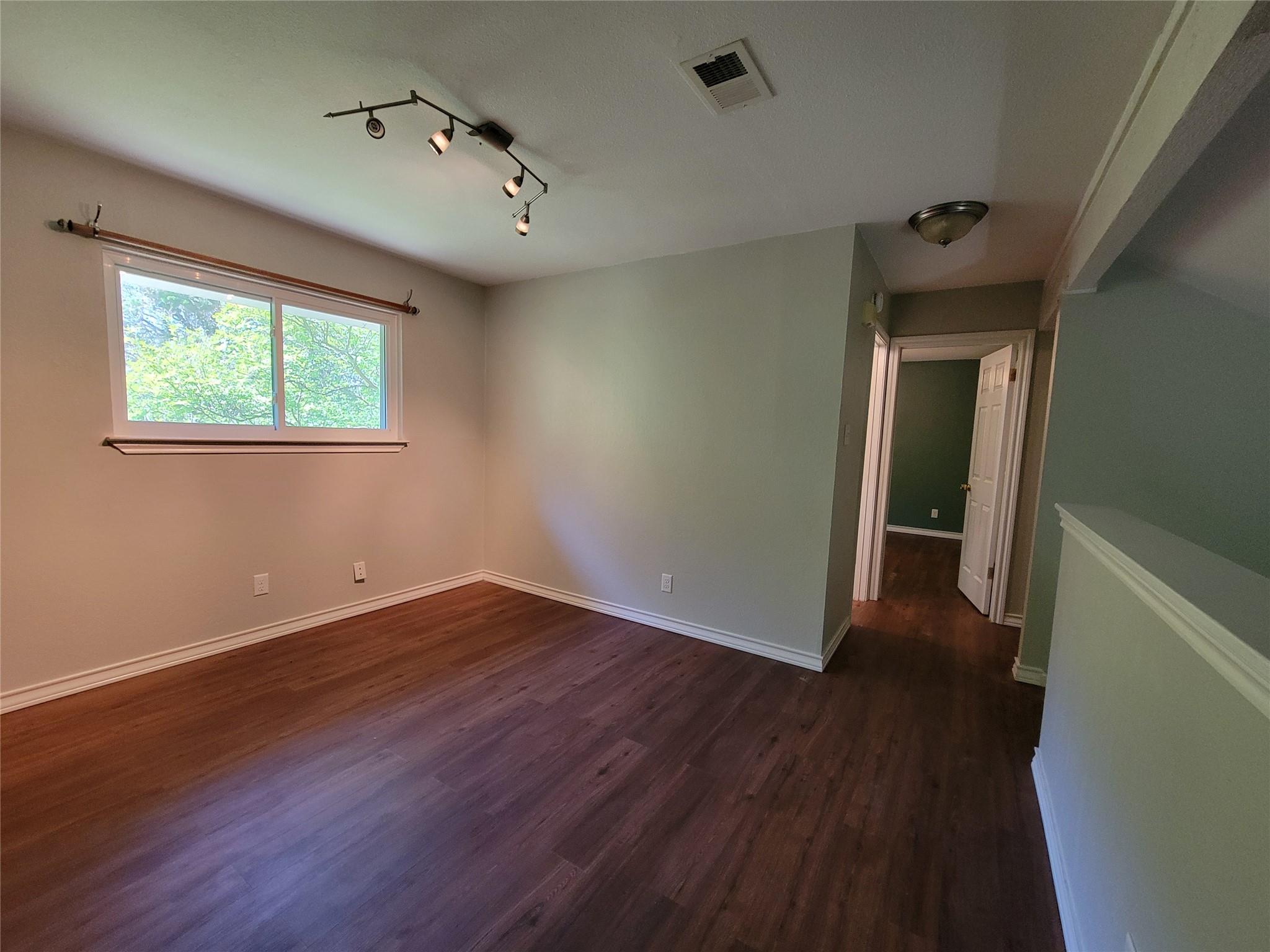 3211 Harpers Ferry Ln, Austin, TX 78745