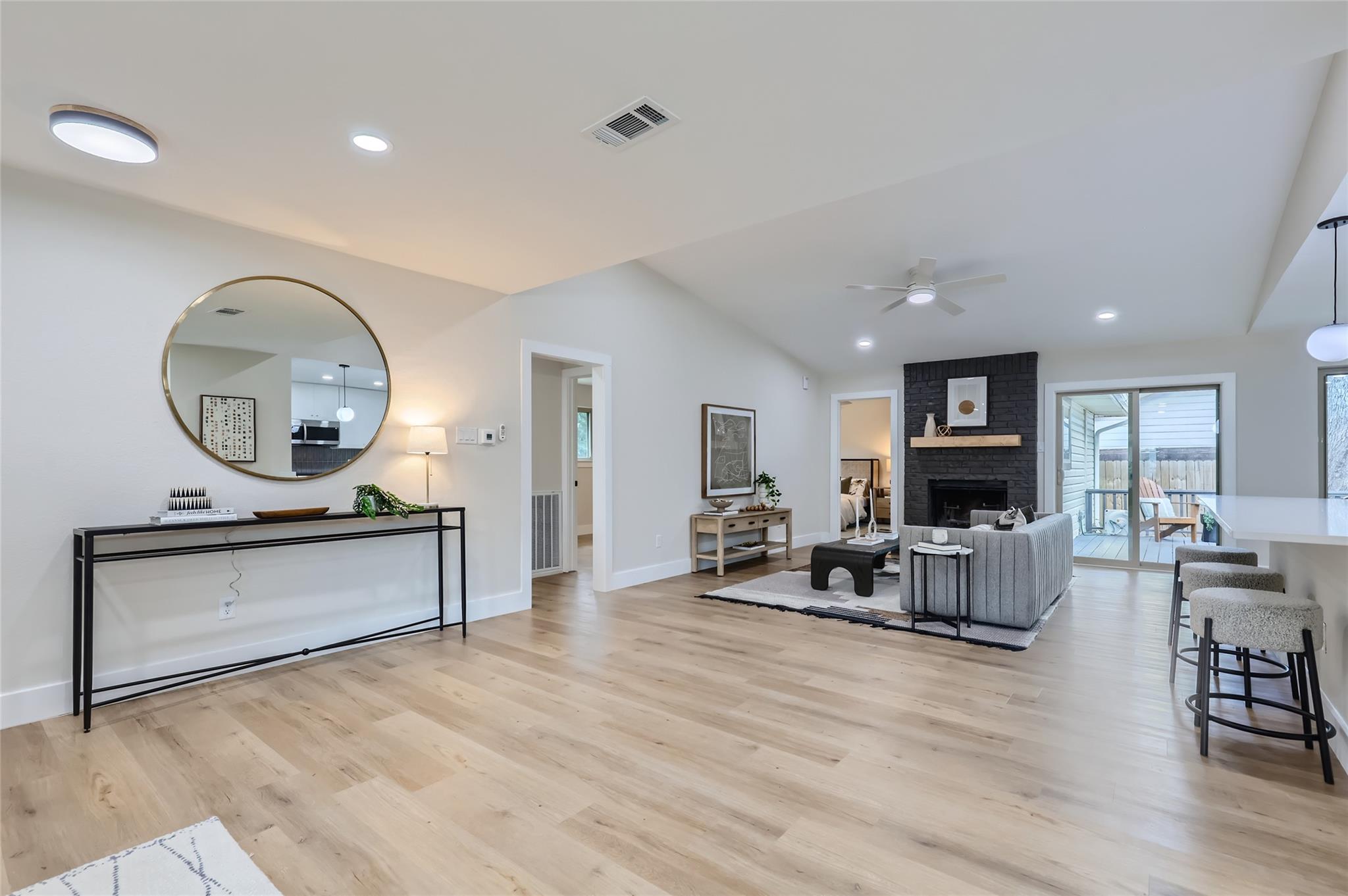 11601 Quarter Horse Trl, Austin, TX 78750