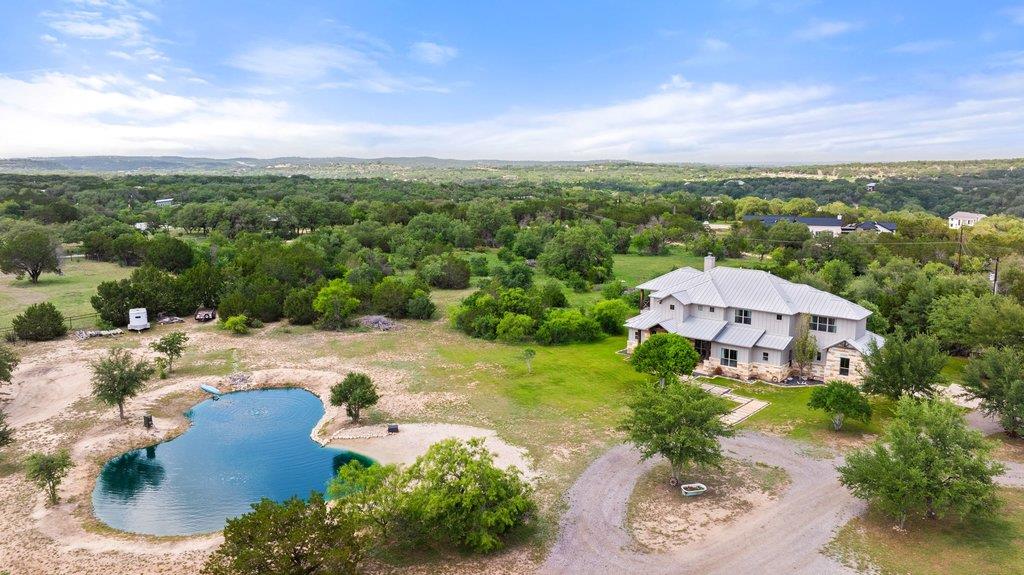 3830 Outback Trl, Spicewood, TX 78669