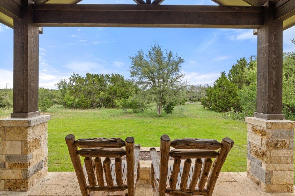 3830 Outback Trl, Spicewood, TX 78669