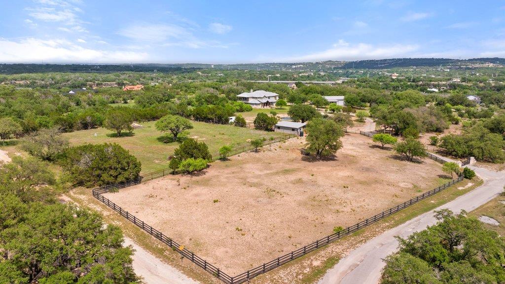 3830 Outback Trl, Spicewood, TX 78669