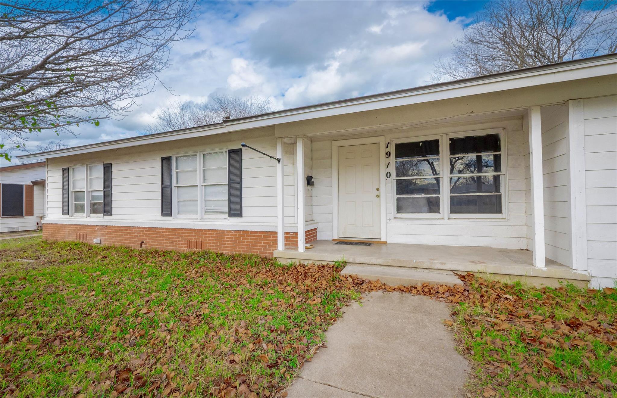 1910 S 13th St, Temple, TX 76504