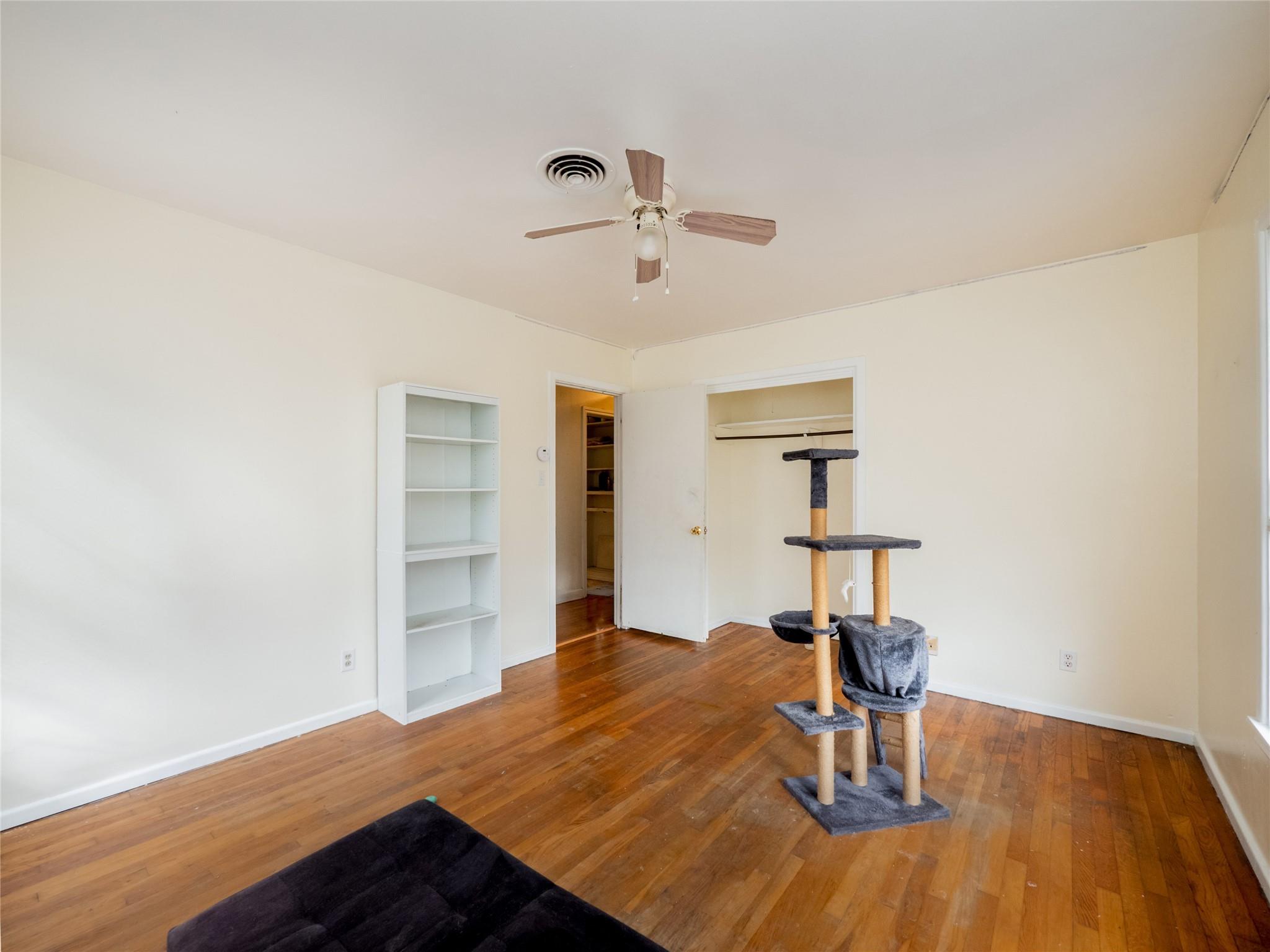 1910 S 13th St, Temple, TX 76504