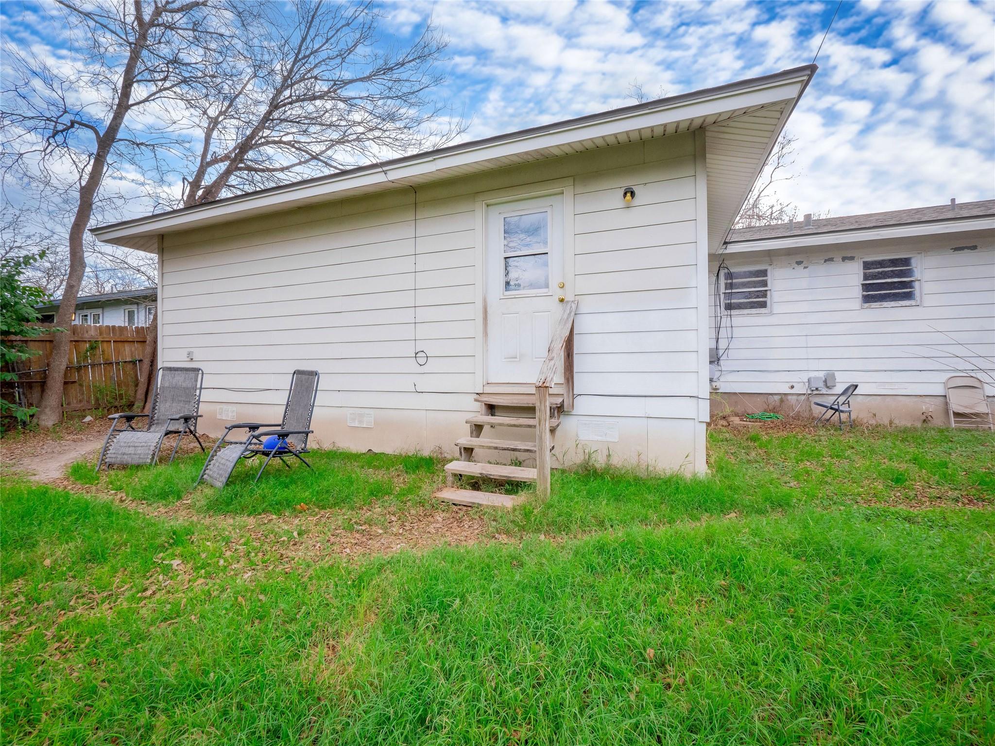 1910 S 13th St, Temple, TX 76504