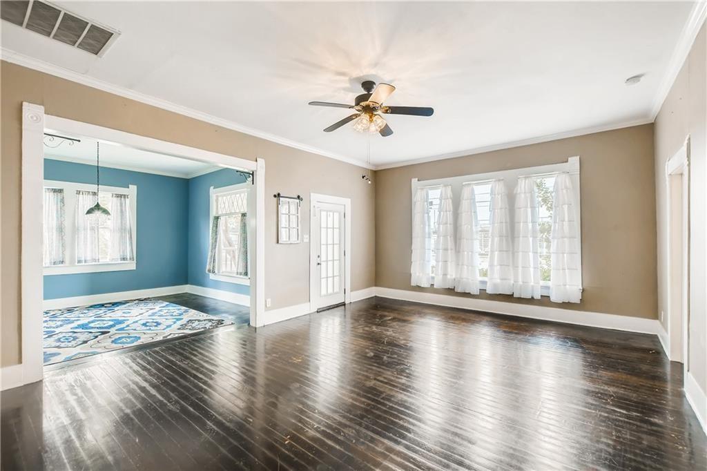 1319 Davis St, Taylor, TX 76574