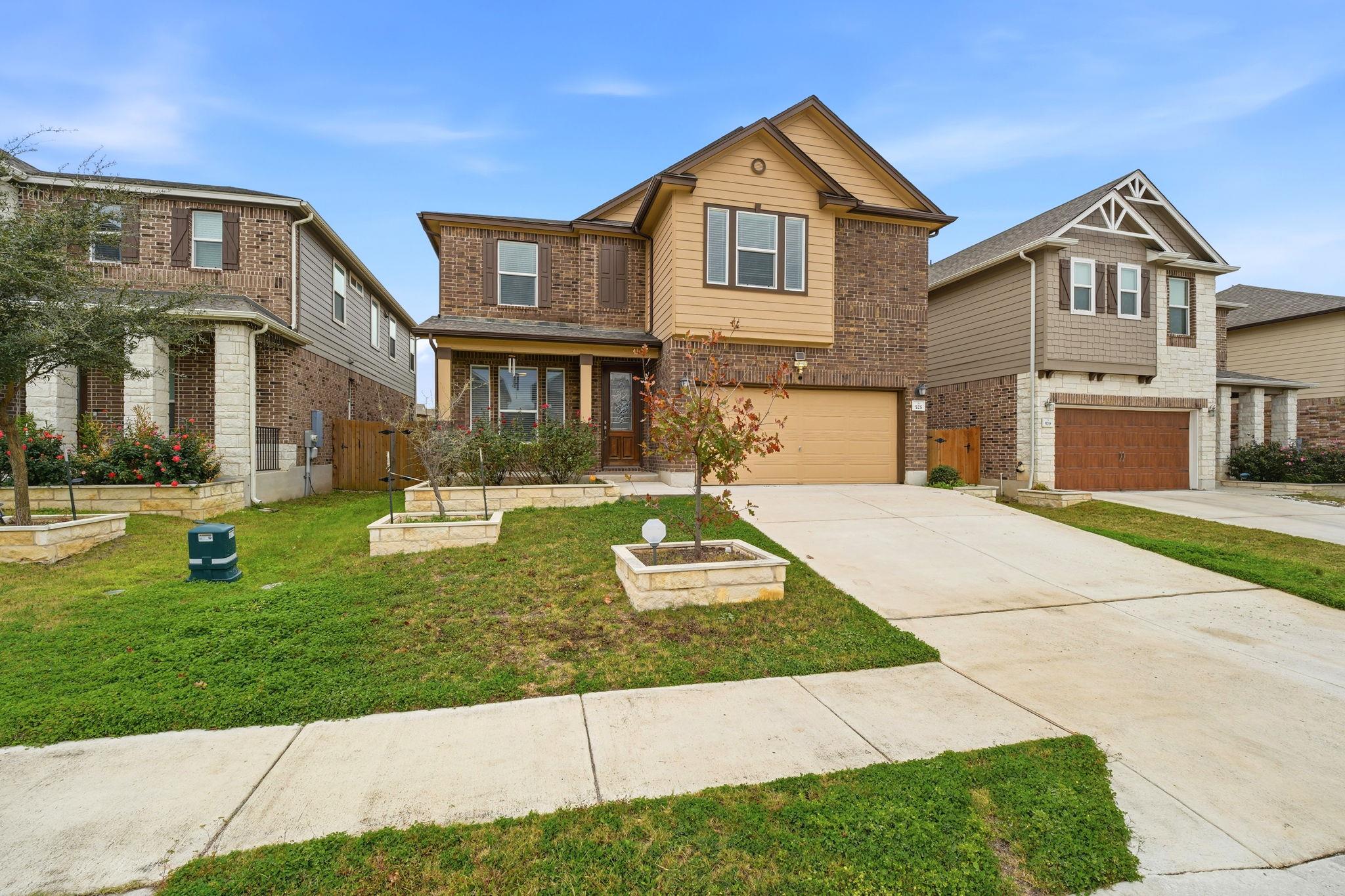 525 Ayinger Ln, Austin, TX 78728