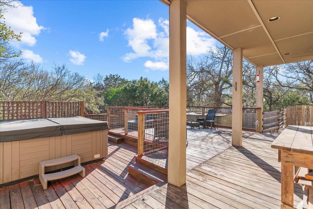 9 Ridgewood Cir, Wimberley, TX 78676