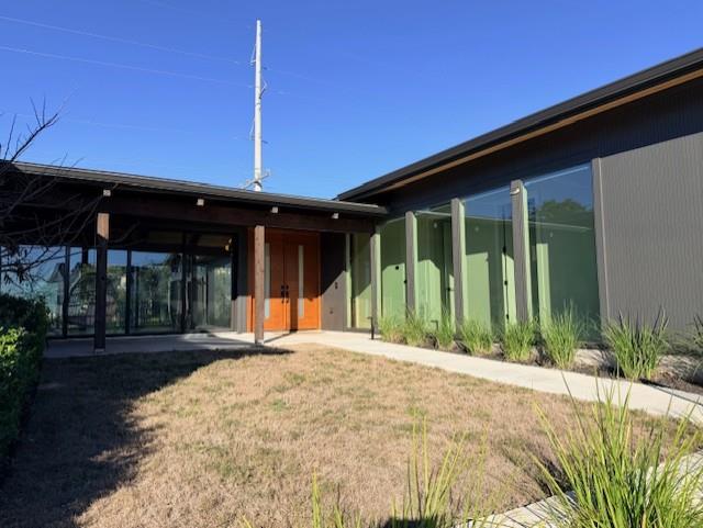 143 Emmanuelle Ct, Dripping Springs, TX 78620