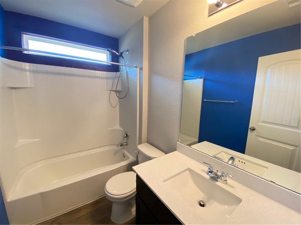 321 Old Glory Trl, Liberty Hill, TX 78642