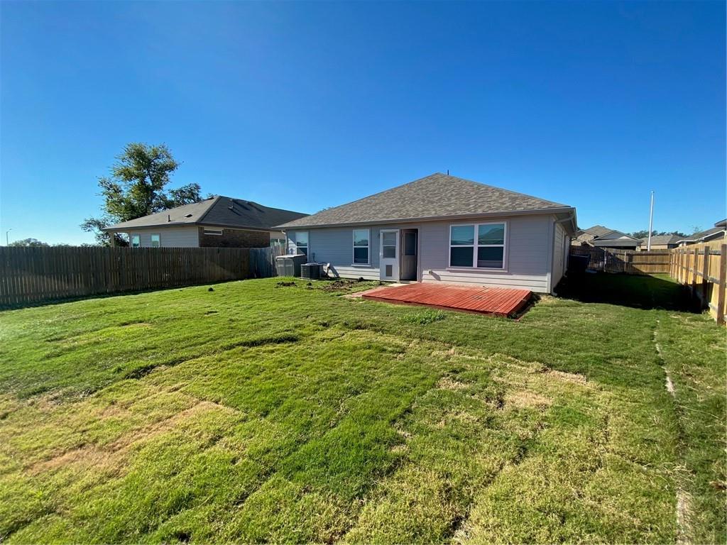 321 Old Glory Trl, Liberty Hill, TX 78642