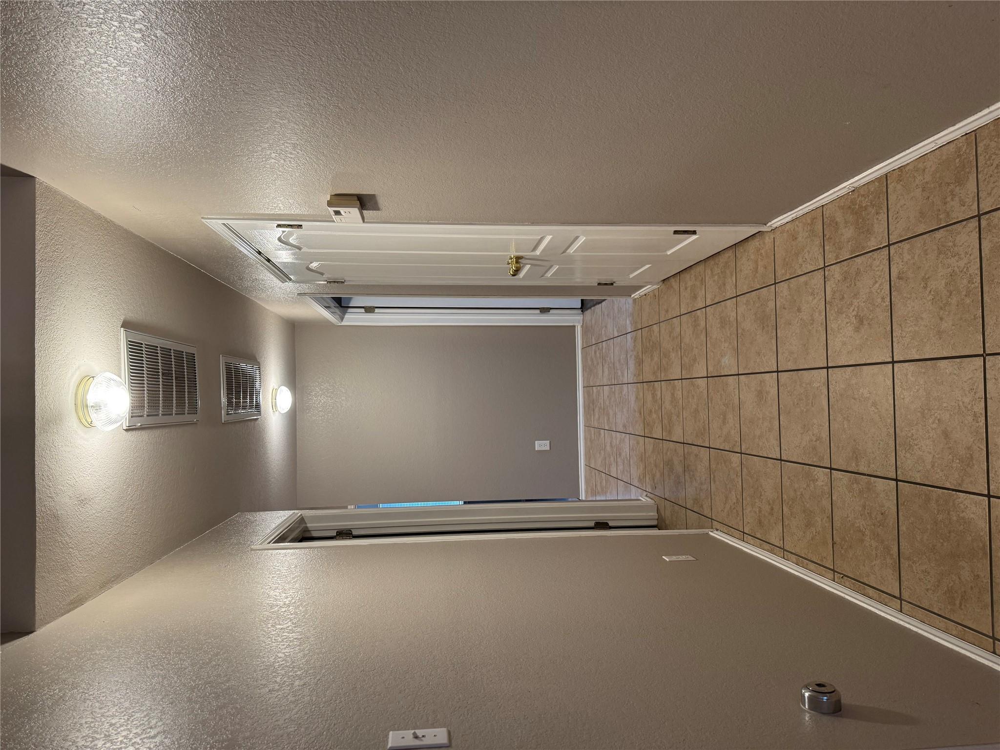 8724 Barrow Glen Loop, Austin, TX 78749