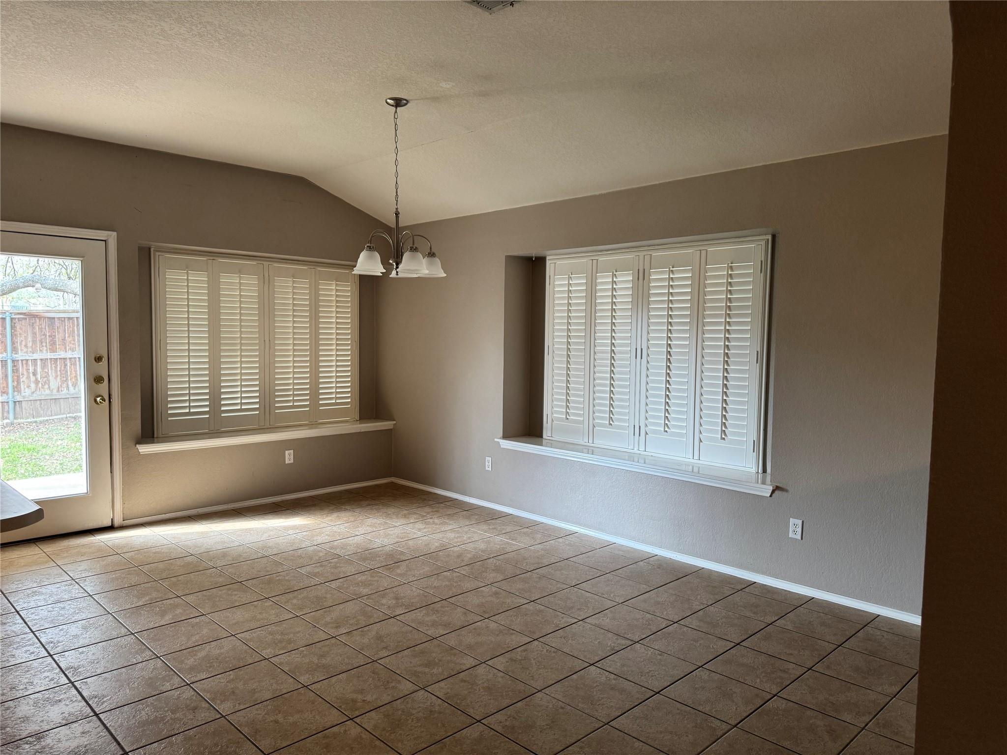 8724 Barrow Glen Loop, Austin, TX 78749