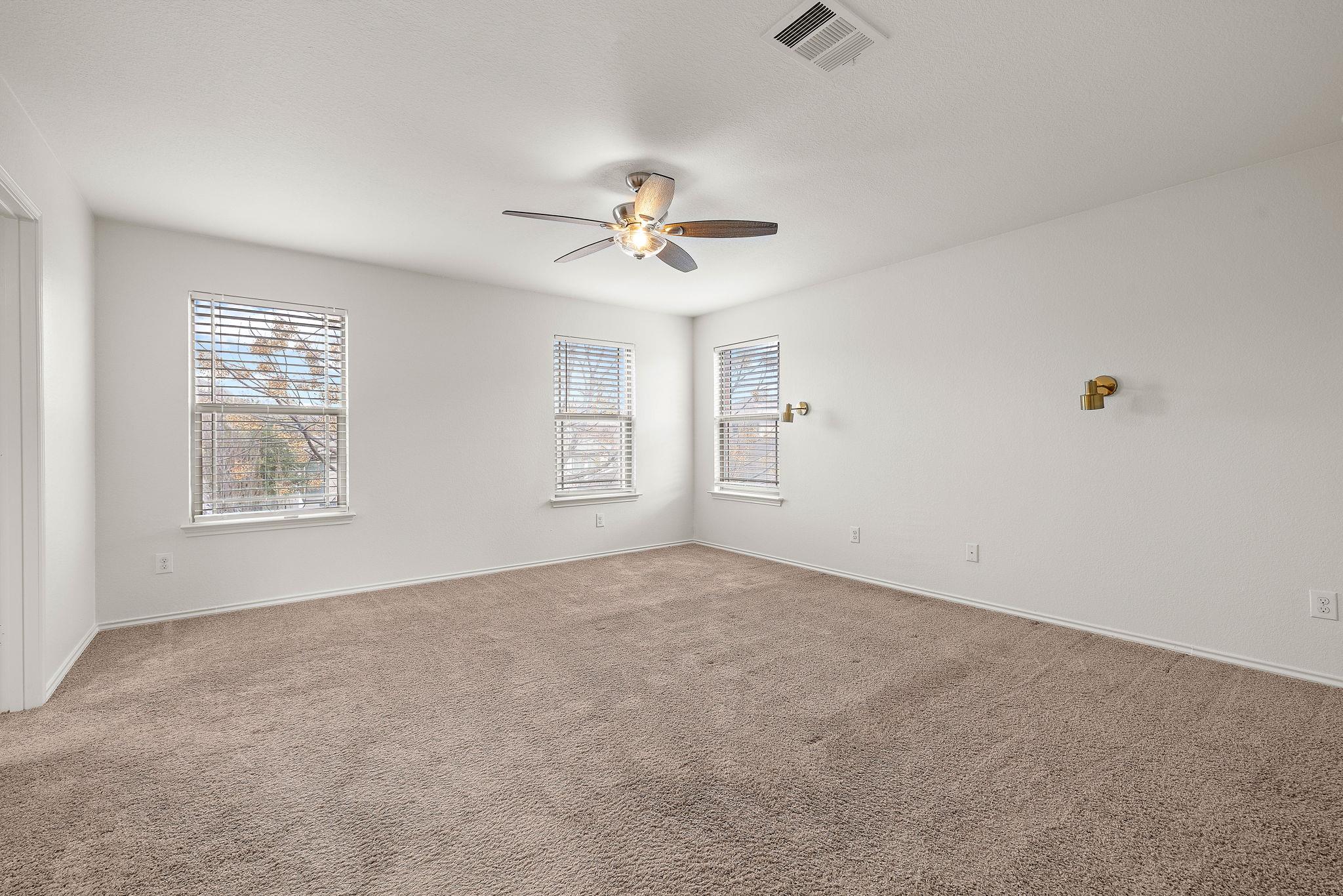 924 Oatmeal Dr, Pflugerville, TX 78660