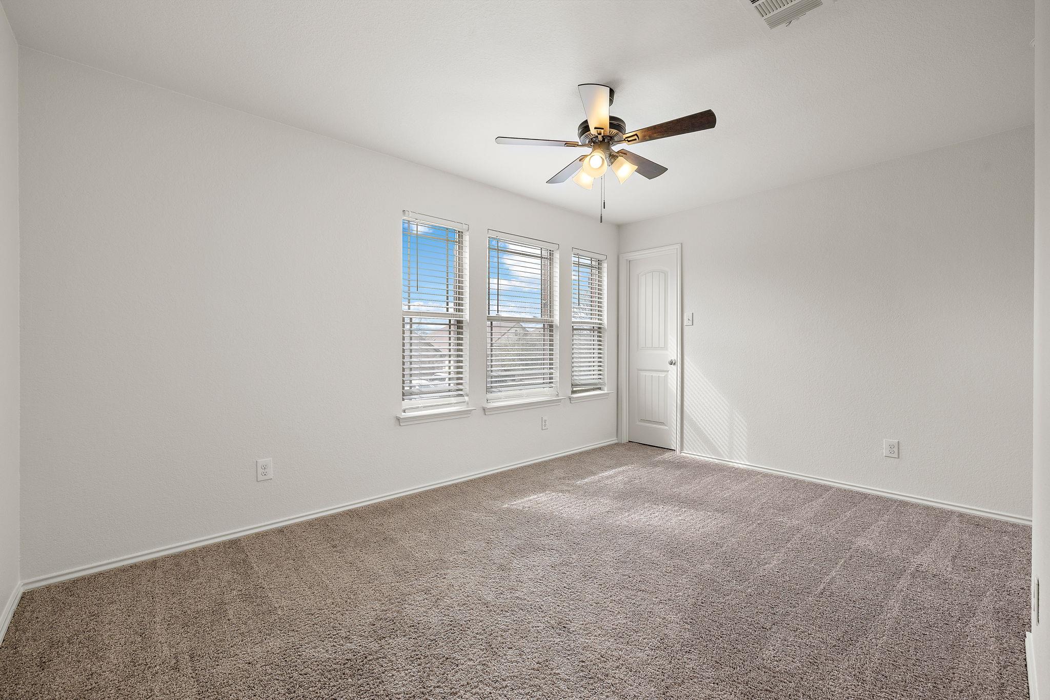 924 Oatmeal Dr, Pflugerville, TX 78660