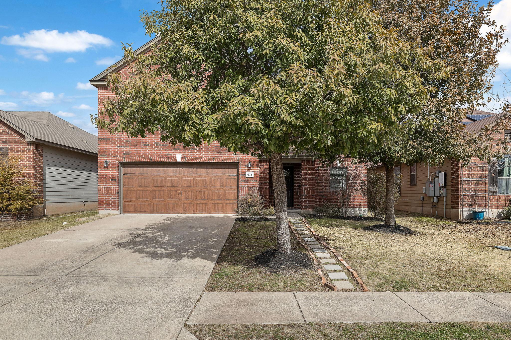 924 Oatmeal Dr, Pflugerville, TX 78660