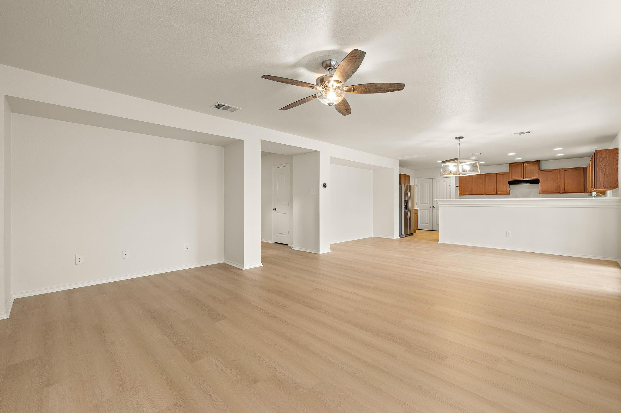 924 Oatmeal Dr, Pflugerville, TX 78660