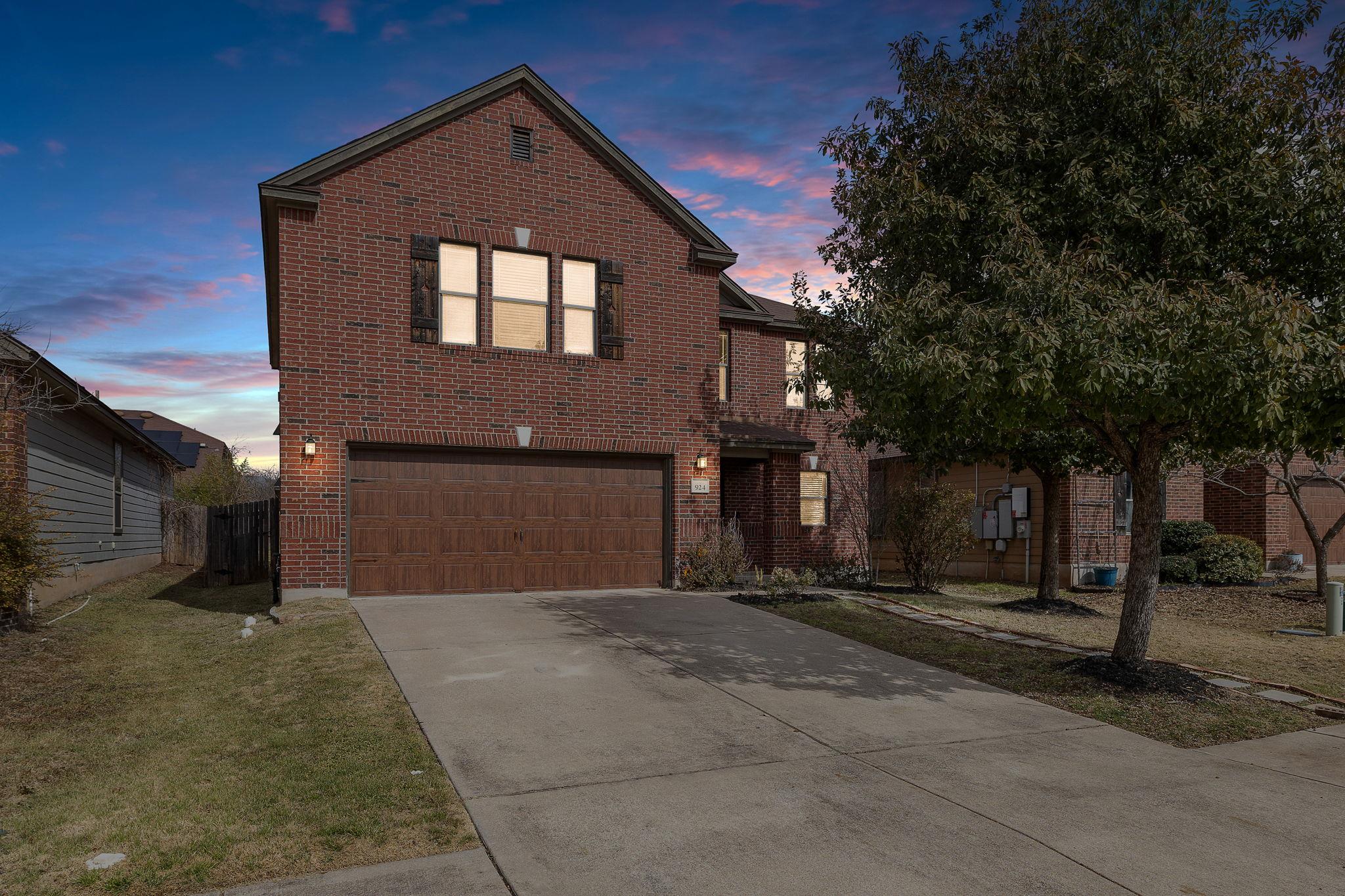 924 Oatmeal Dr, Pflugerville, TX 78660