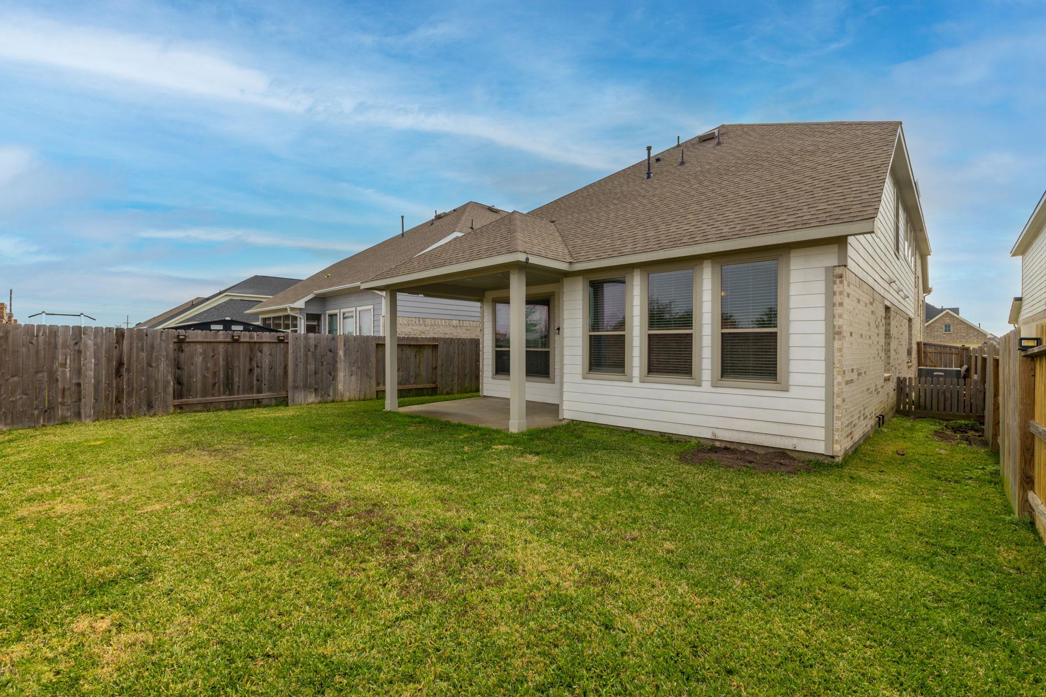 31122 Balsam Hawk Ln, Hockley, TX 77447