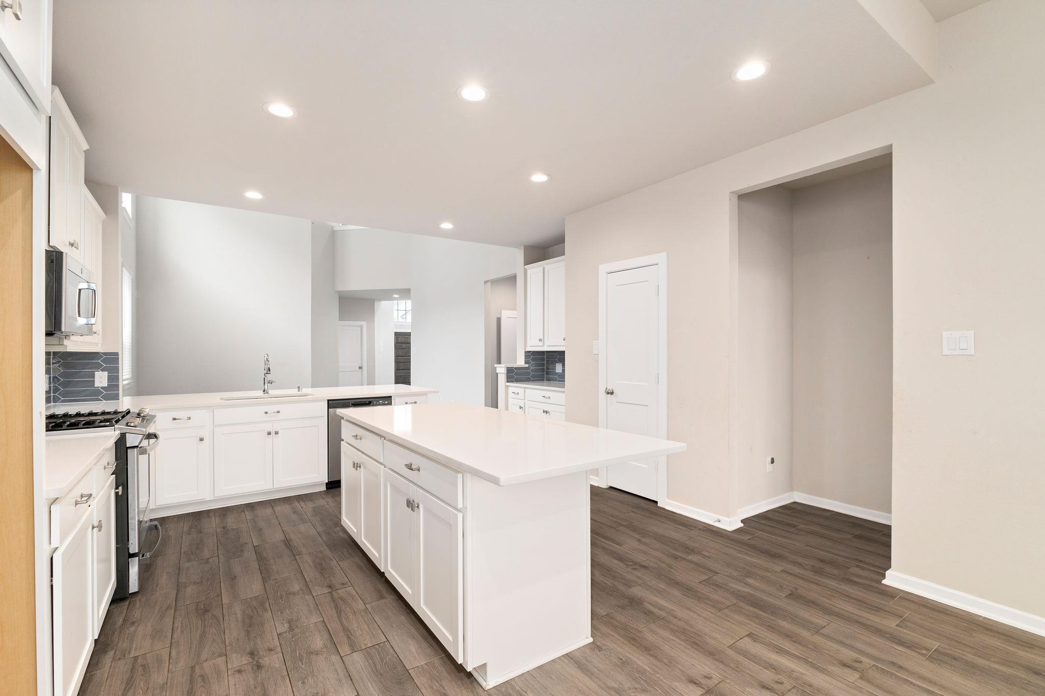 31122 Balsam Hawk Ln, Hockley, TX 77447