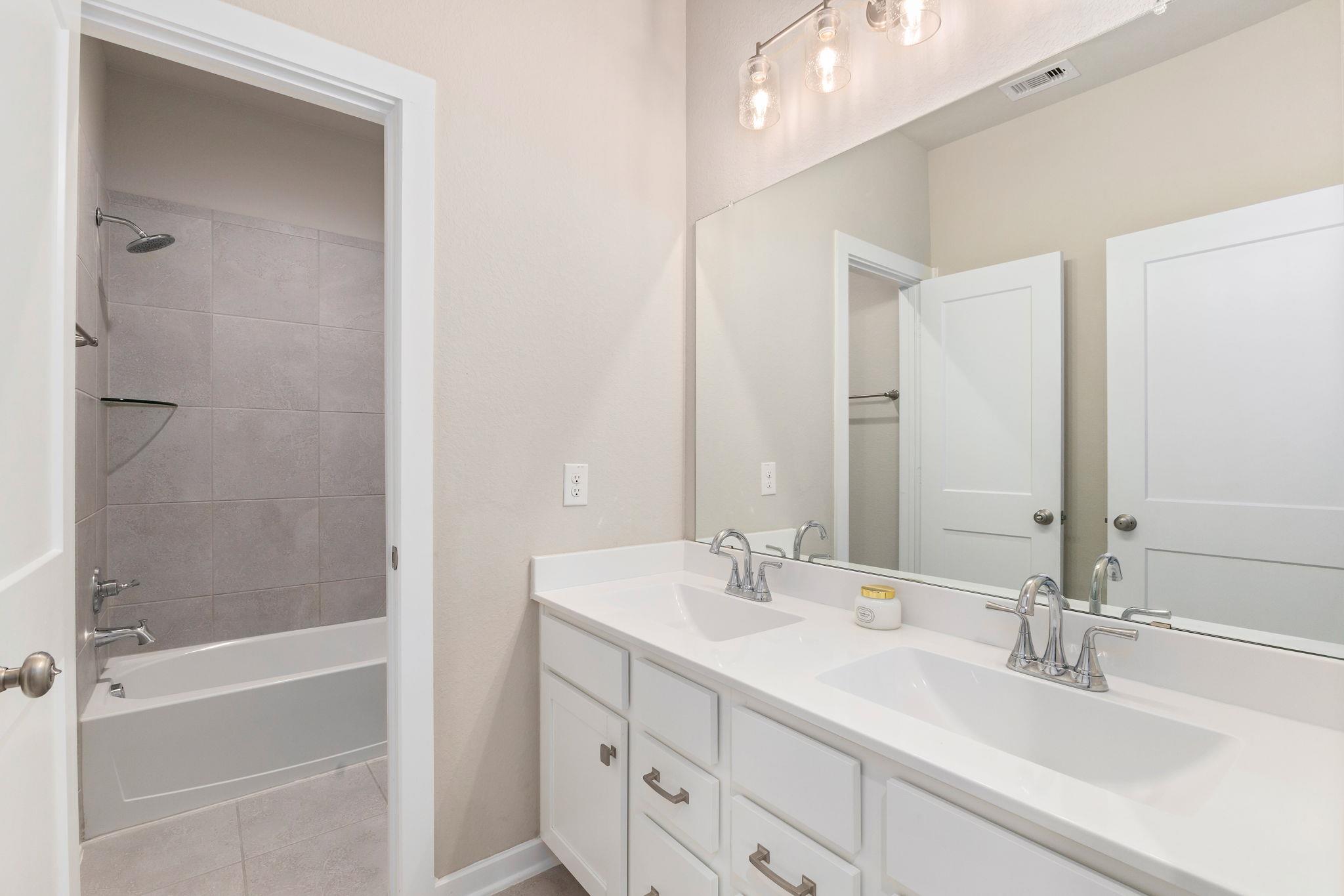 31122 Balsam Hawk Ln, Hockley, TX 77447