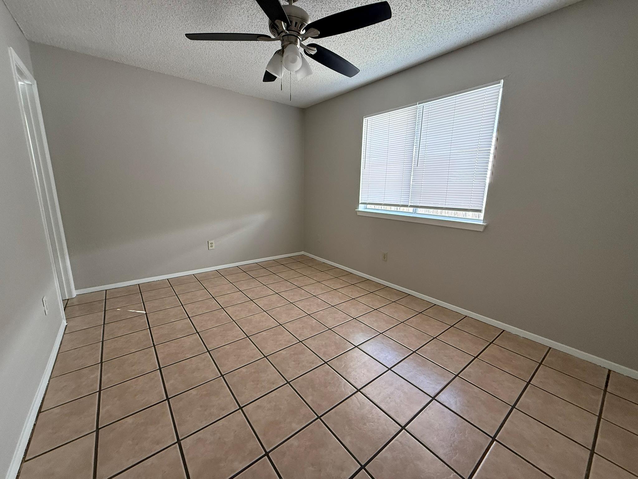 2122 Andover Dr, Round Rock, TX 78664