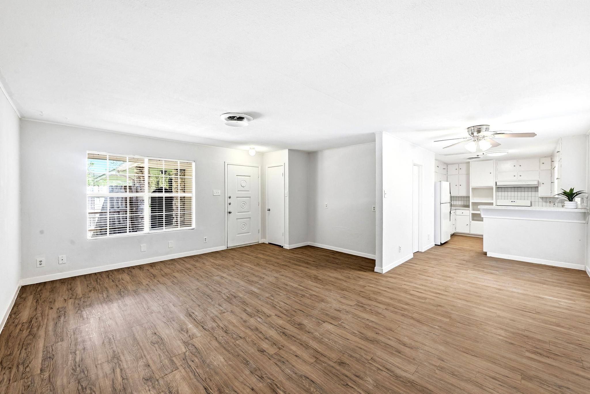 8204 EXMOOR Dr, Austin, TX 78757