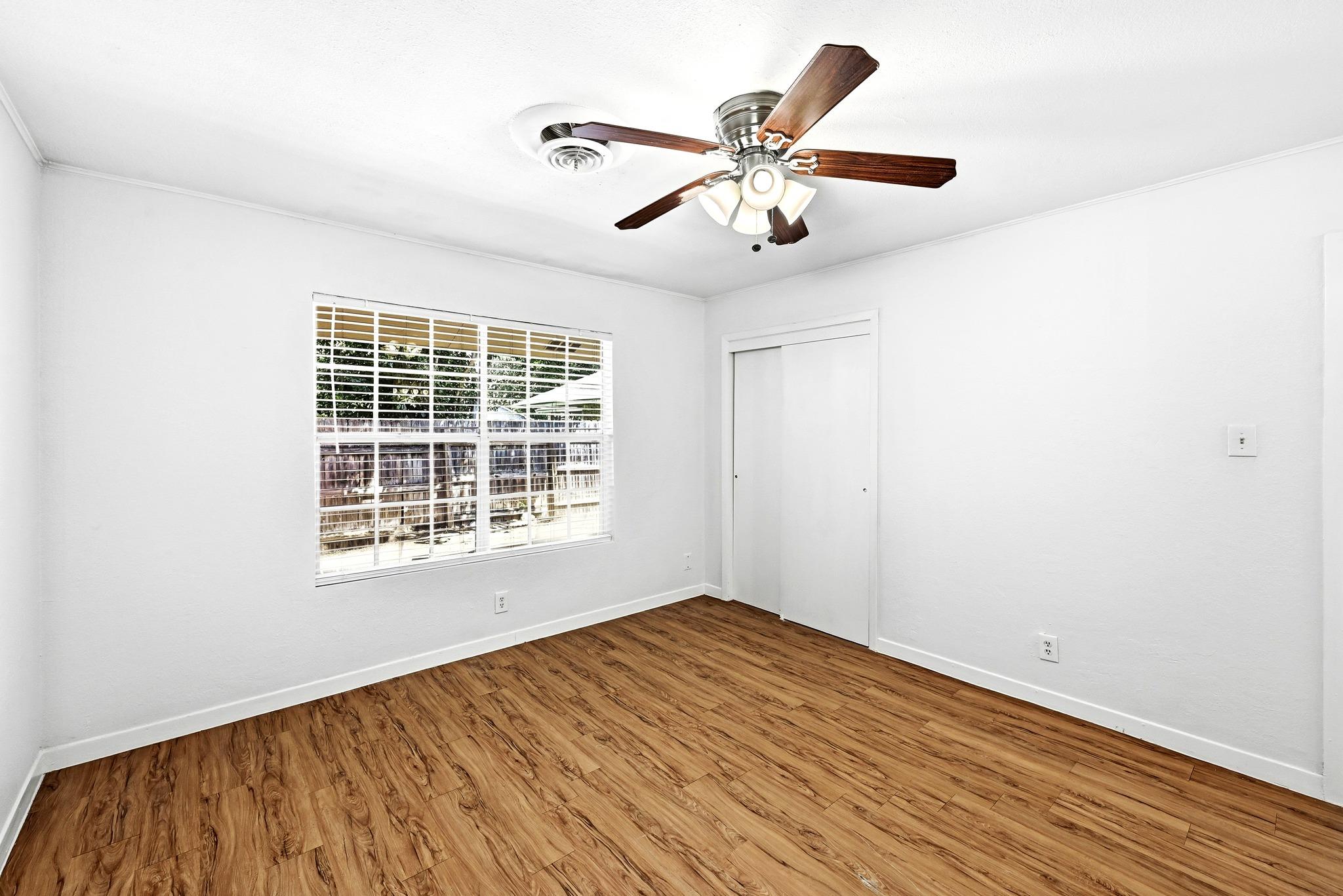 8204 EXMOOR Dr, Austin, TX 78757