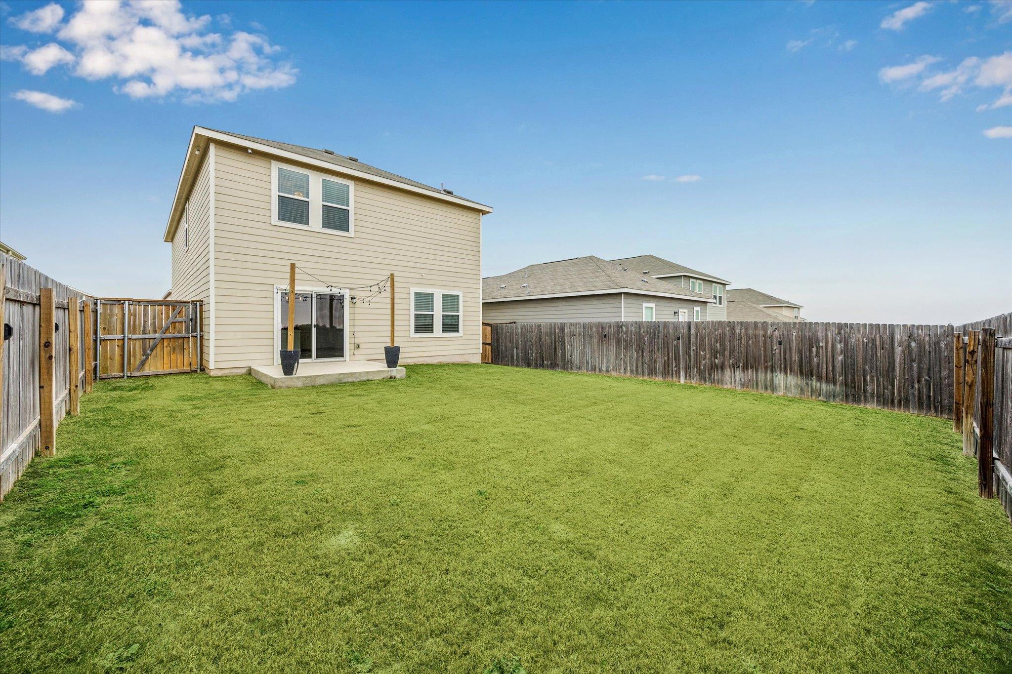 208 Night Riders Way, Jarrell, TX 76537