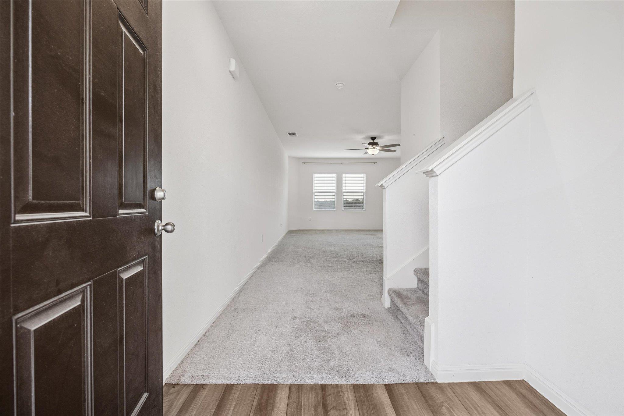 208 Night Riders Way, Jarrell, TX 76537