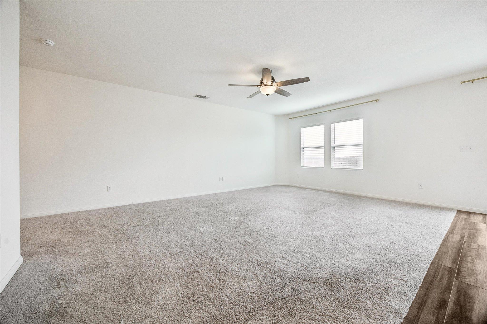 208 Night Riders Way, Jarrell, TX 76537