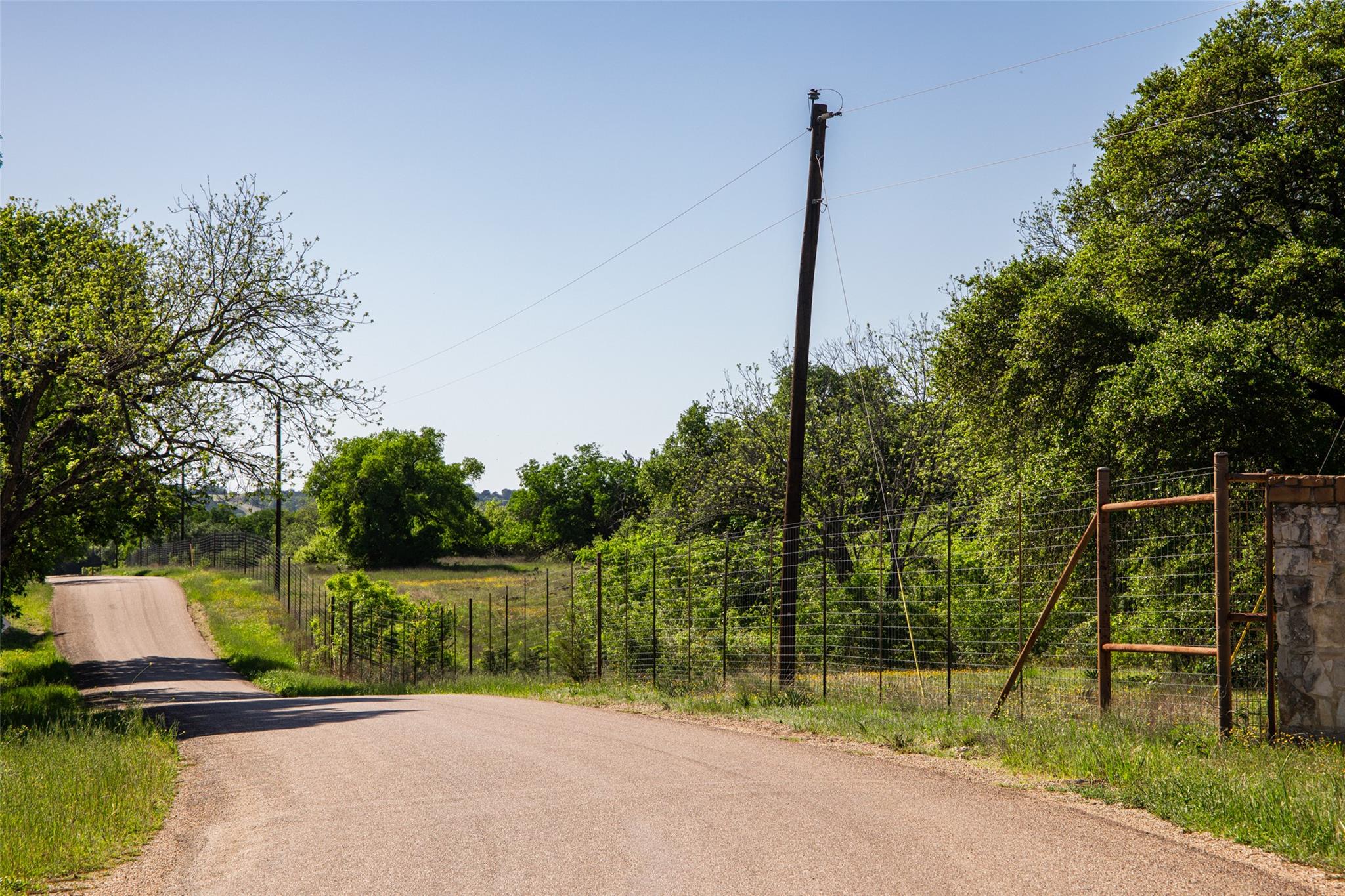 3399 County Road 267, Oglesby, TX 76561