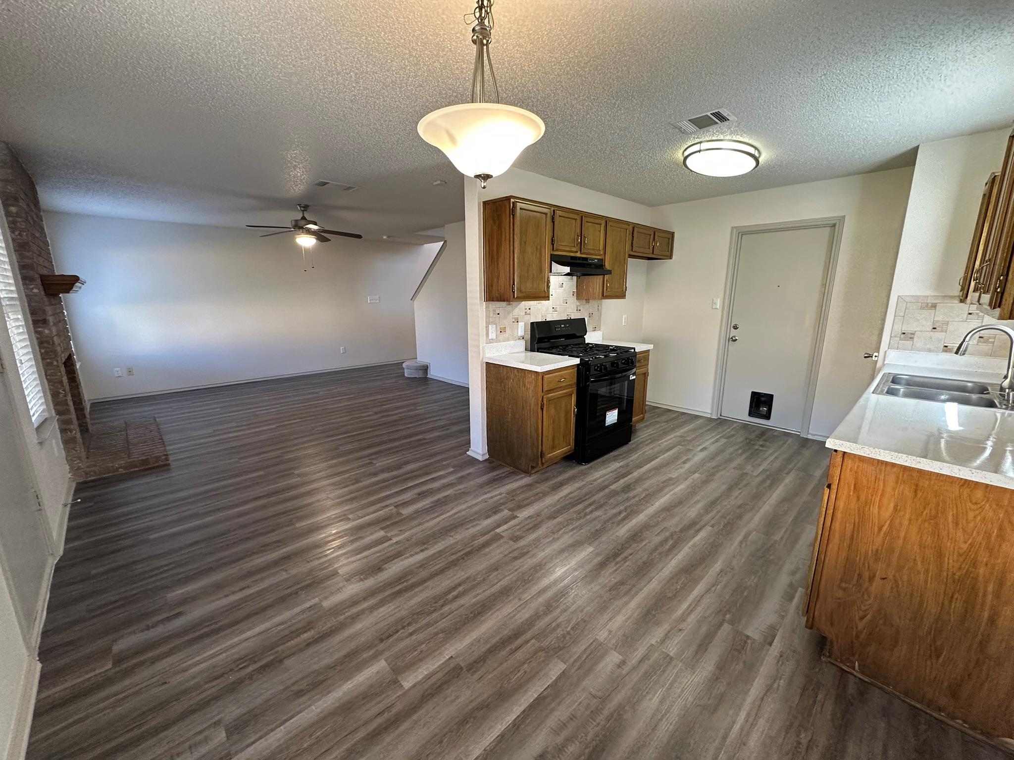 814 Smoke Signal Pass, Pflugerville, TX 78660