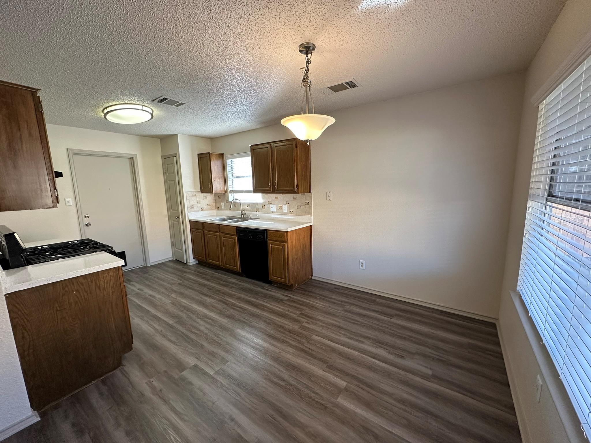 814 Smoke Signal Pass, Pflugerville, TX 78660