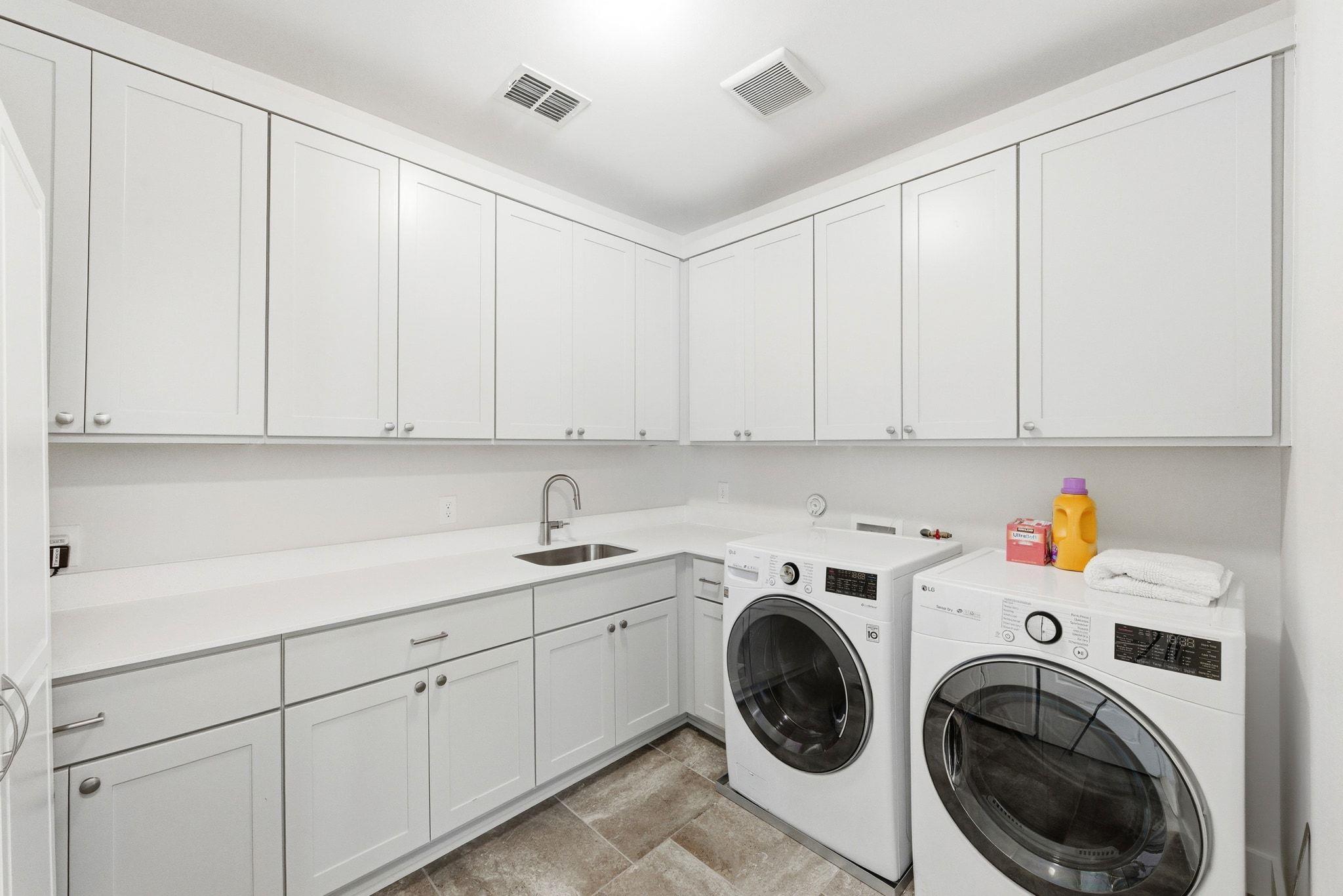 4209 Elevator Dr, Austin, TX 78731